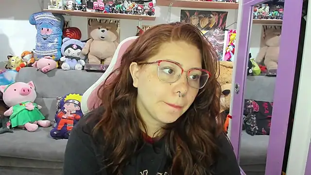 soficammy online show from December 15, 11:54 pm